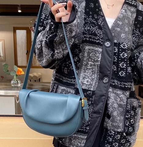 Handmade waterproof blue top grain leather saddle bag for women